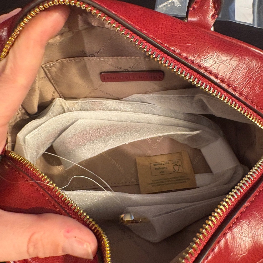 NWT Michael Kors Cherry Red Mini Bag - Picture 4 of 6